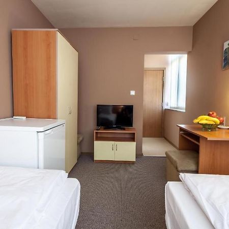 Panorama Top Floor Rooms In Hotel Tundzha Yambol Eksteriør bilde