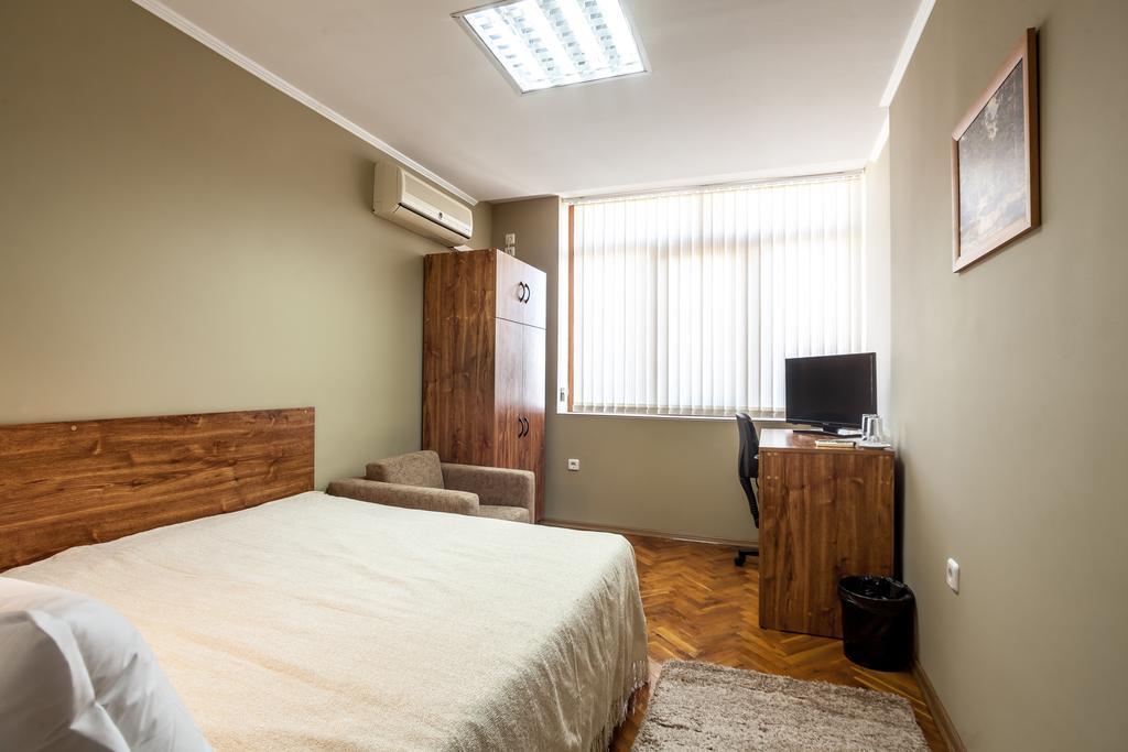 Panorama Top Floor Rooms In Hotel Tundzha Yambol Eksteriør bilde