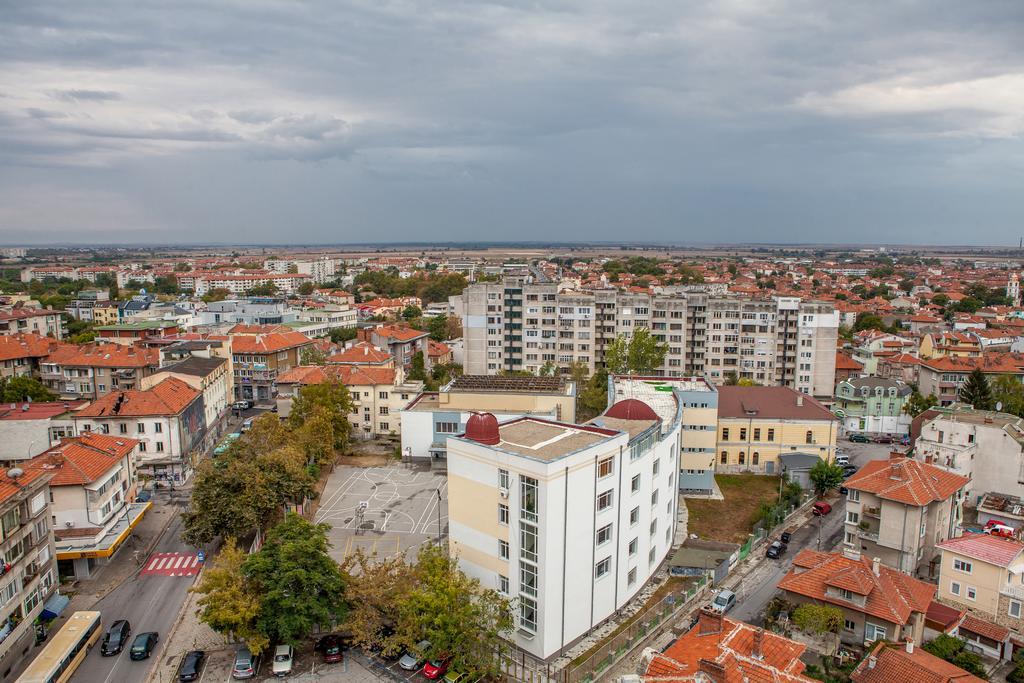 Panorama Top Floor Rooms In Hotel Tundzha Yambol Eksteriør bilde